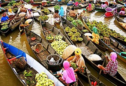 Mekong Delta Cai Be Floating Market Tour full day